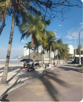 Praia Enseada - Apto 03 Quartos - 02 Vagas na Garagem - Com Elevador - 550M da Areia
